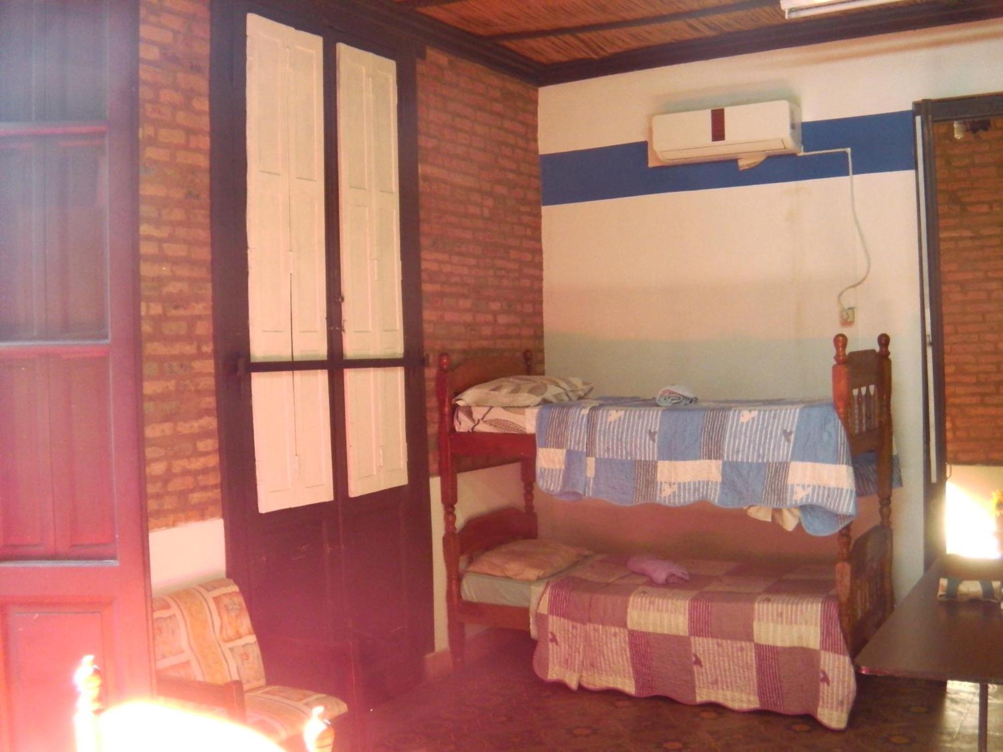 Panambi Hostel Асунсион Стая снимка